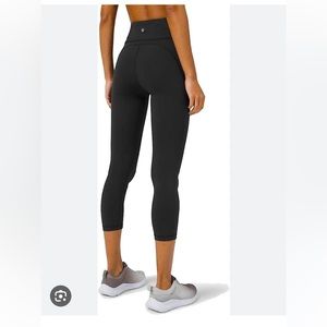 Lululemon Invigorate High Rise Crop 23” leggings